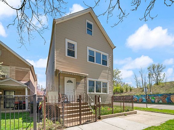 2nd image of 4859 S Winchester Ave