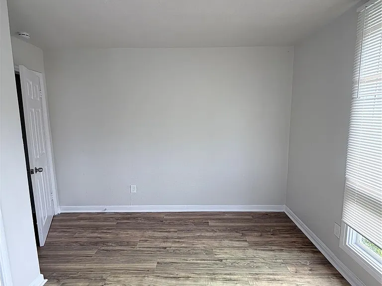 208 Preston St — Photo 20