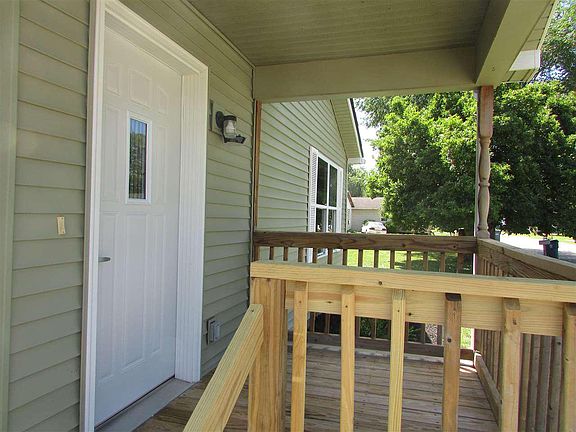 2nd image of 3129 N 22nd St