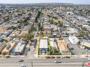 1409 W 55th St, Los Angeles, CA 90062