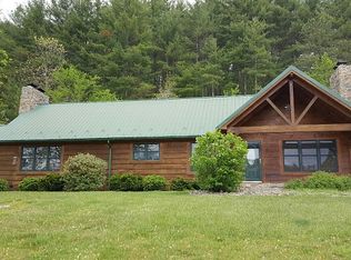 7147 Riverside Dr, Galax, VA 24333