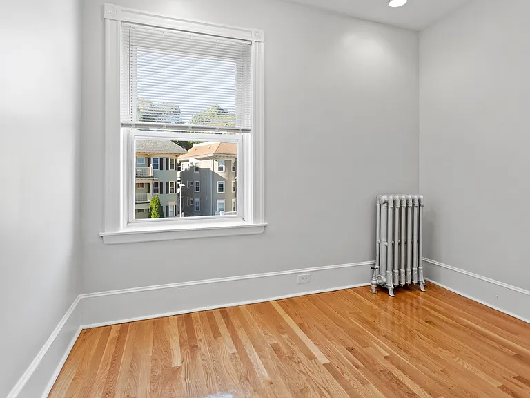 510 Talbot Ave #3 — Photo 17