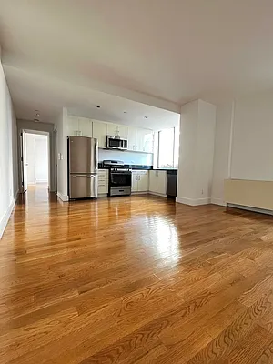 Rented by The Dermot Realty Management Company | media 15