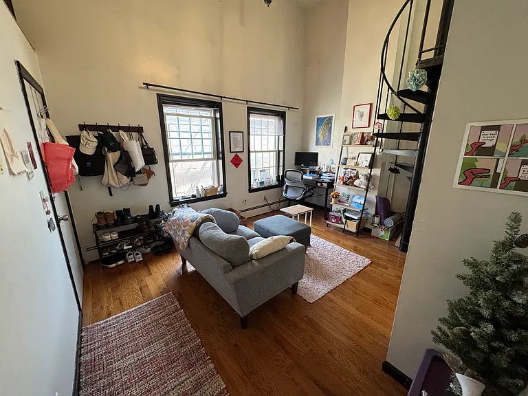 125 Court St #3B — Photo 4