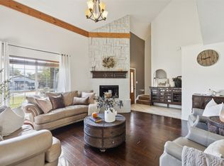 105 Melody Ln, Hickory Creek, TX 75065