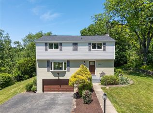 652 Aljo Dr, Pittsburgh, PA 15241
