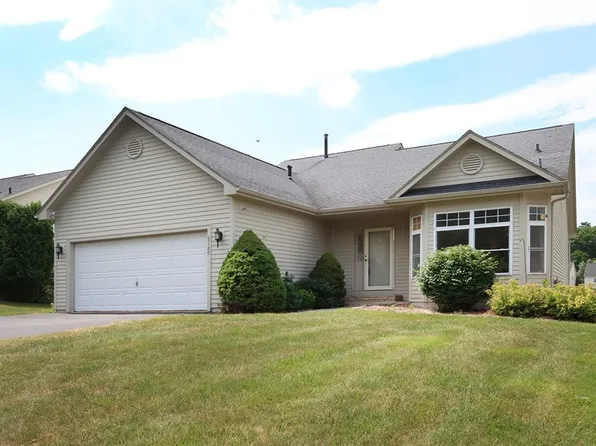 5189 Pointe East Dr, Jamesville, NY 13078