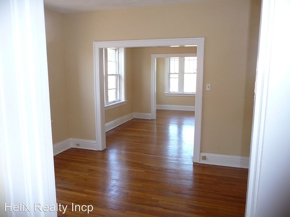 2nd image of 900 Eastgate Ave APT 1N