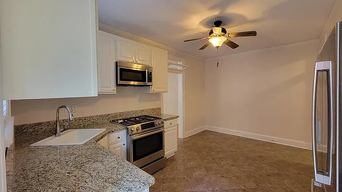 2306 Marion St #1 — Photo 14