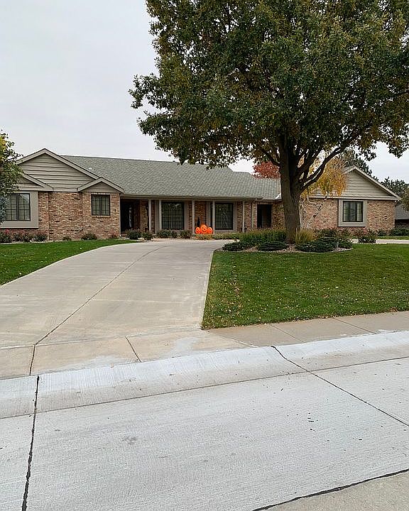 2nd image of 2307 Stagecoach Rd