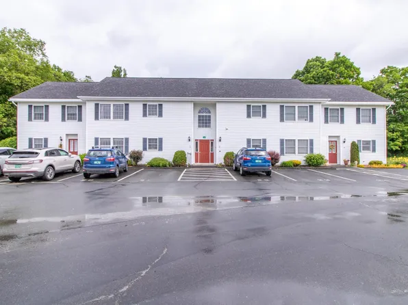 140 Kingsbury Circle #21, Derby, VT 05829