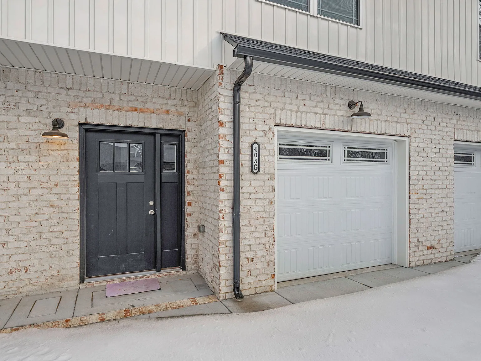 2 bed, 2.5 bath, 1136 sqft, $1,250 — Photo 3