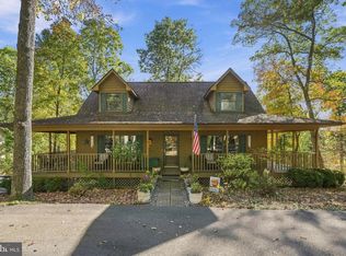113 Greenwood Ct, Cross Junction, VA 22625