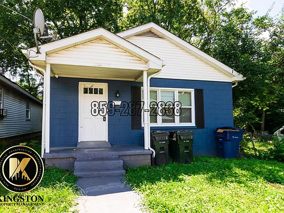 2nd image of 389 Roosevelt Blvd