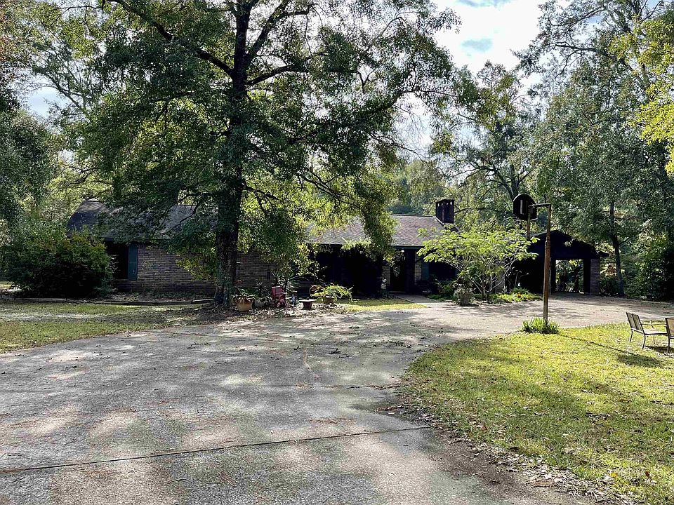 1st image of 1122 Wood Trail Dr