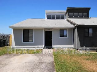 2430 Seabury Pl N, Jacksonville, FL 32246