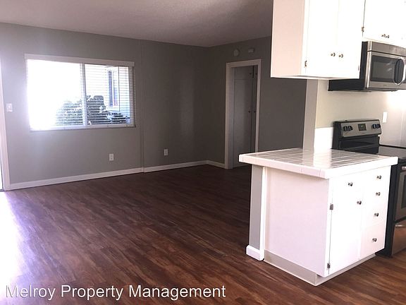 3rd image of 1156 Hornblend St APT 03