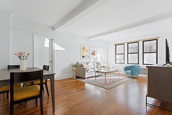 1st image of 865 1st Ave #4C