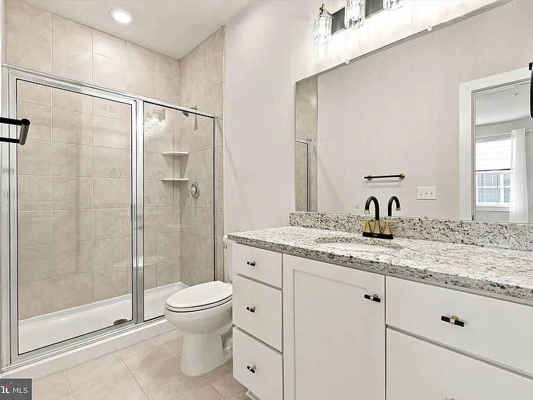 115 King St #A — Photo 13