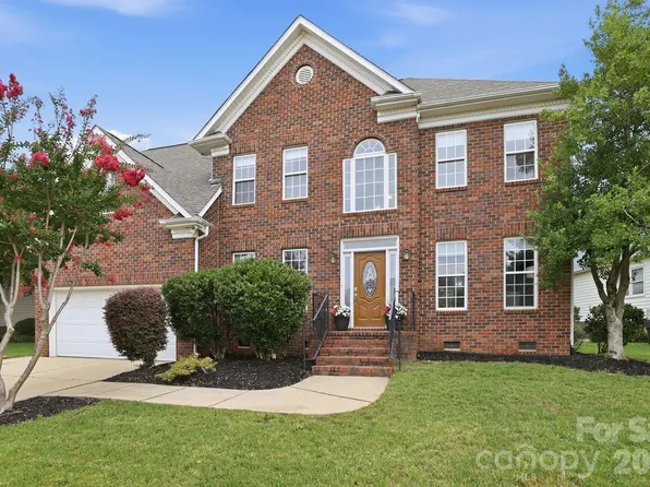 12415 Oakbriar Ln, Charlotte, NC 28273