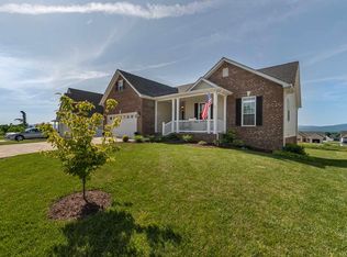 10 Mahogany Dr, Stuarts Draft, VA 24477