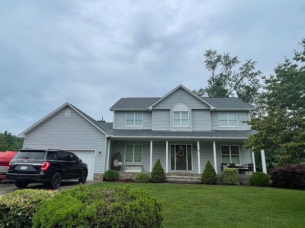 12 Willowtree Dr