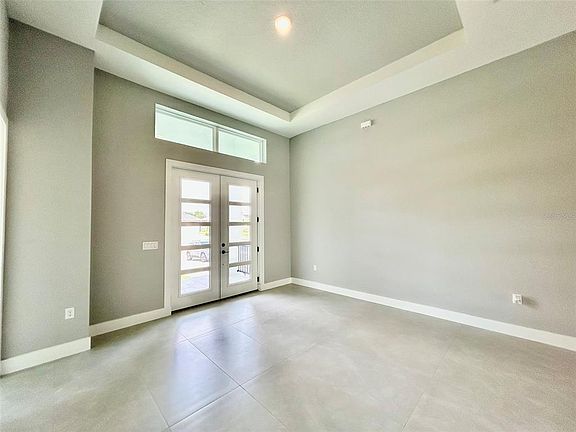 3rd image of 8147 Tracy Cir