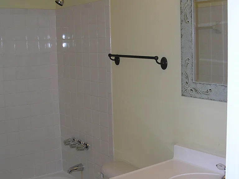 S Himes Ave — Photo 4