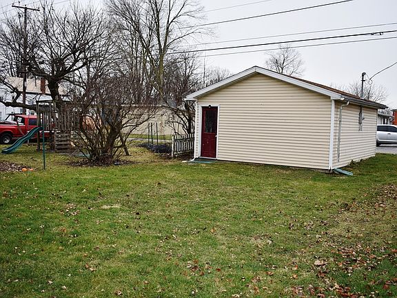 4th image of this home