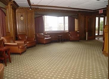 4th image of 40 Broad St #2