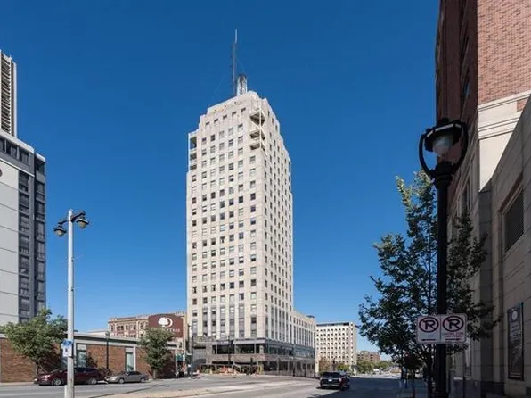 606 W State St #1301, Milwaukee, WI 53203