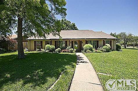 1st image of 3227 Rolling Knoll Dr