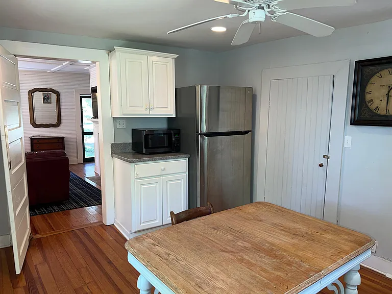 524 Colleton Ave SE — Photo 9