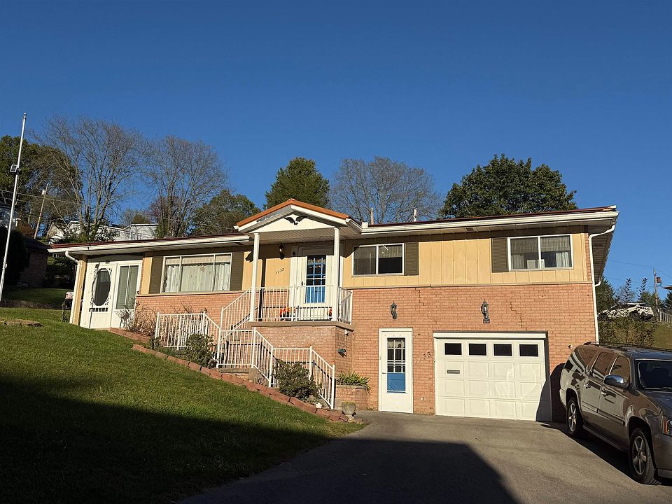 1st image of 1133 Village Way