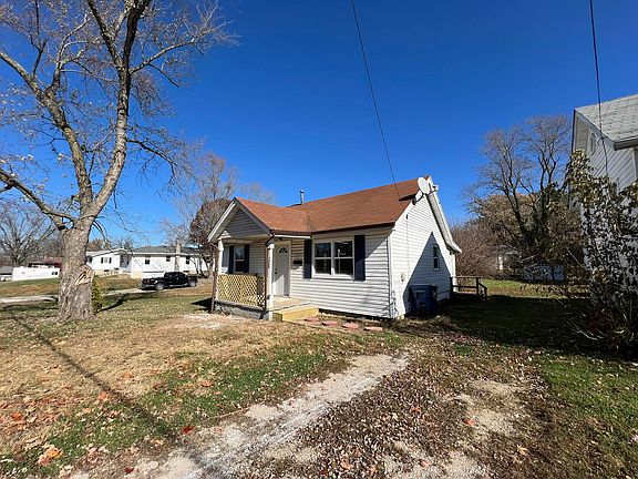 2nd image of 1404 S Jackson Street