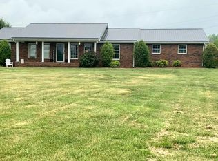 541 N Holston River Dr, Kingsport, TN 37660