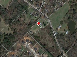 872 Old Thompson Mill Rd, Winder, GA 30680