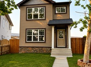 238 Martinwood Pl NE, Calgary, AB T3J3H6