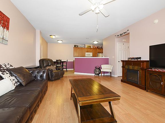 2nd image of 10215 Camden Ln #H
