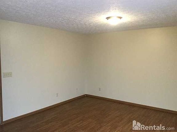 3rd image of 7888 Grandlin Park Ct
