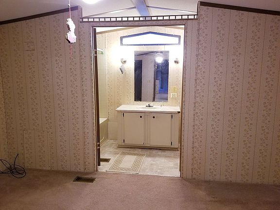 4th image of 87 Mary Stafford Ln
