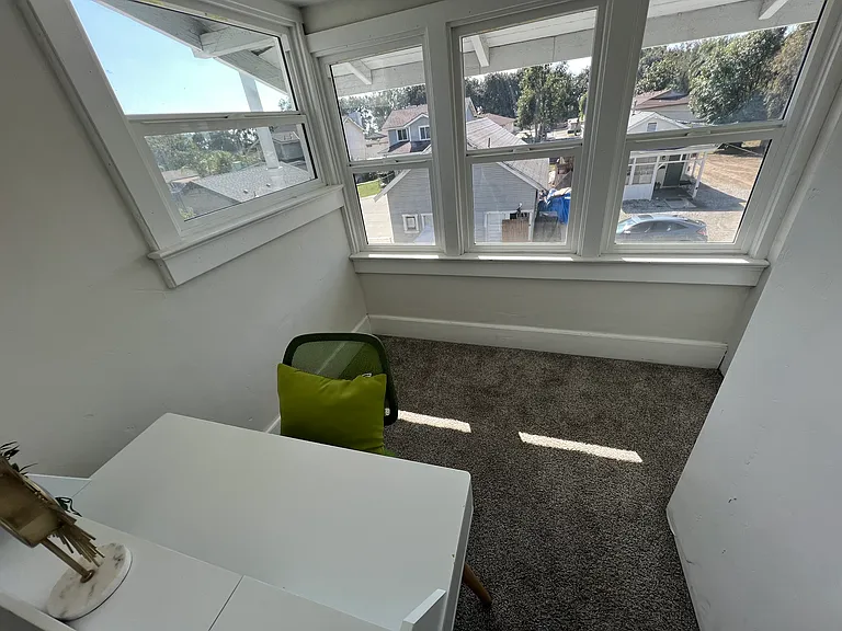 392 E Arrow Hwy — Photo 8