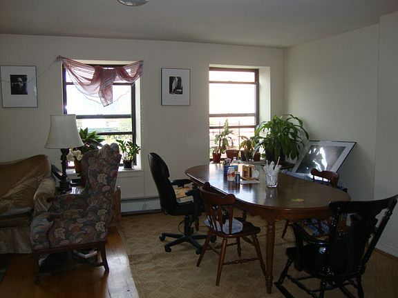 3rd image of 13 W 129th St APT 3