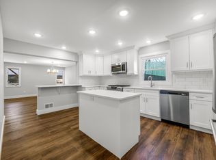 16 Craig Ct FLOOR 1, Elmwood Park, NJ 07407