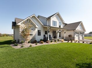 8006 Sedge Grass Rd, Lysander, NY 13027