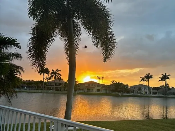 1598 SW 187th Terrace, Pembroke Pines, FL 33029