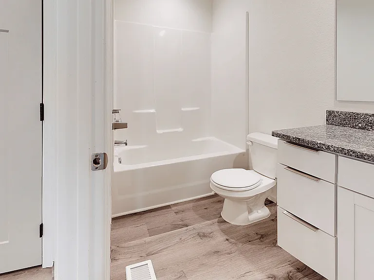 North - Bathroom