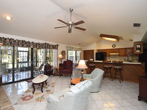 5th image of 2872 Earlshire Ct