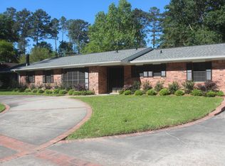 802 Chinquapin Dr, Deridder, LA 70634