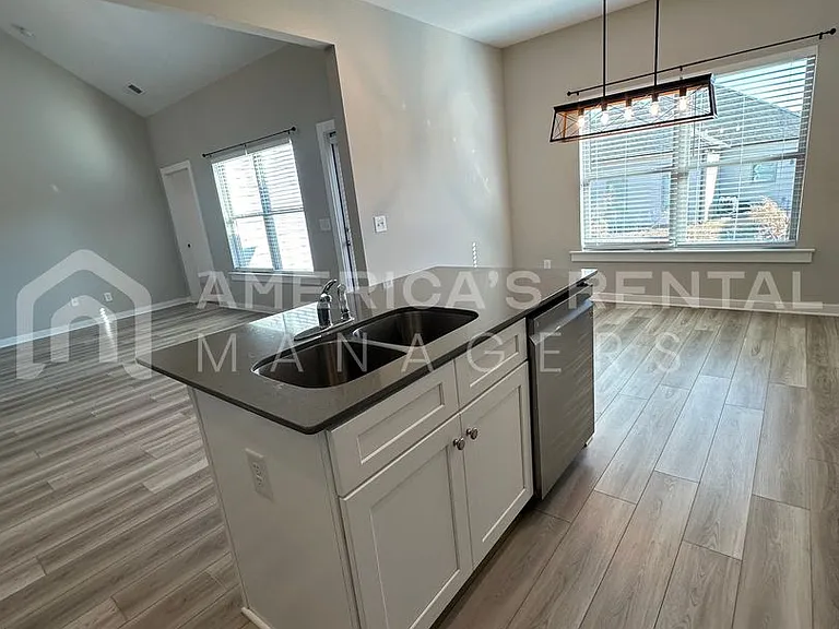 130 County Road 1702 — Photo 6